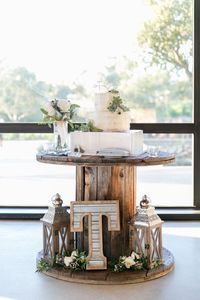 Rustic Wedding Cake with Wire Initial Cake Topper | Twisted Hangers #weddingcake #weddingcaketopper #caketopper #rusticwedding #twistedhangers