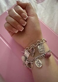 #jamesavery #myjamesavery #cute #frenchnails #bracelet #silverjewelryforwomen #jewelry