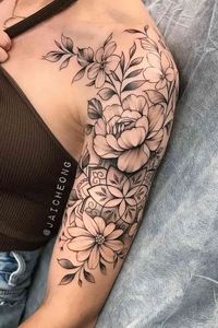 Shoulder Tattoo for Women—30 Sexy Design Ideas