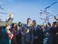 Creative Wedding Send-Off Ideas: 18 Wedding Exit Ideas