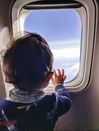 Preparing for your baby’s first flight - Familee Travel