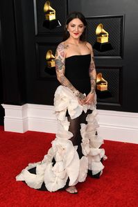 Grammys 2021 Best Dressed Celebs