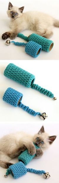 Easy to crochet cat toy.