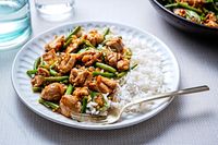 Ginger-Garlic Chicken With Green Beans