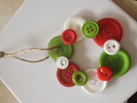 Button ornament for Christmas tree