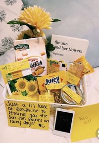 Bailey on Twitter: "Boxes of sunshine are literally the cutest things ever 🌞✨… "