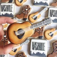 Laura's Custom Cookies on Instagram: “🎶 Music City Wedding 🎶 #laurascustomcookies #customcookies #nashvillecookies #nashvillefood #nashvillecookieart #cookiesofnashville…”