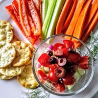 Vegan Hummus Layered Dip - Melissatraub.com