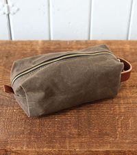 Waxed Dopp Kit (Olive Drab)