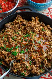 Mexican Shredded Beef Recipe : A super easy Mexican style shredded beef cooked in a slow cooker with smoky chipotle chilies with a hint of cocoa and cinnamon.