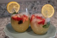 Quick and Easy Springtime Sunrise Sipper wine recipe | MO Wine