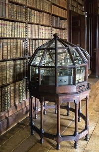 Book Porn • mondnymphe: Dunham Massey Library Orrery