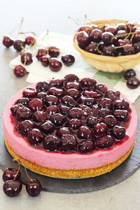 No-Bake Cherry Cheesecake Recipe | El Mundo Eats