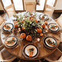 thanksgiving_tablescapes_for_round_table (13)