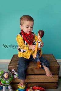 I love when clients come to me with an idea for a session and we’re able to create something special and specific. The Valle family loves Toy Story. So much, in fact, that at just four days old, baby Alexander dressed up as Woody for his big sister’s Toy Story themed birthday party. Knowing he …