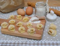 Cappelletti romagnoli al formaggio, ricetta tradizionale romagnola