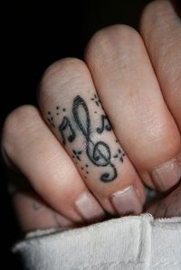 I *heart* finger tats