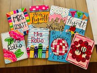 This listing is for a set of 5 clipboards. This is a wonderful gift for the teacher in your life. Teachers always need clipboards! They could use this set for their class or themselves! This would also be a great behavior incentive. Teachers could reward positive behaviors by letting students use these special clipboards! So easy! Can be customized anyway you want! I can even match a classroom theme.