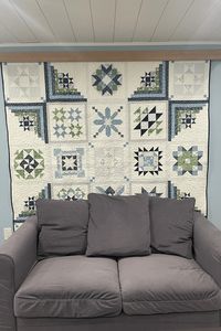 Quilt Hanger - DIY Quilt Hanging Idea - Treeline Quilting