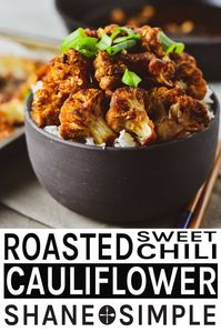 This Roasted Sweet Chili Cauliflower is tossed in a spicy, sweet marinade and then roasted to perfection. It's healthy, easy to prepare, vegan, & gluten-free! #WFPBrecipe #VeganRecipe #plantbased #healthymeals #withoutoil #easyrecipe