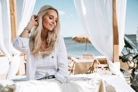 Bypias Hanko beach party  Hanko Plagen #hanko #ootd #beach #beachstyle #summerstyle #style #fashion #fashionbrand #womensfashion #linen #linenclothing #beachdress #jeans #perfectjeans #bypiasstyle #bypias #boho #bohostyle #jeansshorts #shorts #dress #summerdress #beachdresses www.bypias.com