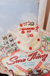 Sure thing chapel, Sure Thing chapel elopement, Vegas wedding, Diana Jean Photography, Vegas elopement cake, Elopement cake, Lucky Me Cakery