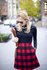 Preppy Plaid Holiday Outfit - Katie's Bliss by @katiesbliss via @kcomey