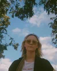 ᴀɴᴅɪᴇ on Twitter: "Saoirse Ronan girlfriend material ; a thread ✨… "