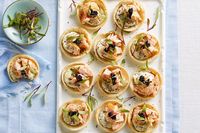 Salmon croustades