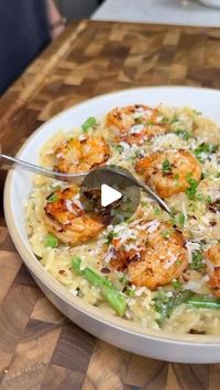 Healthy Recipes🥗🌱🍏 on Instagram: "Easy 1-Pan Lemon Orzo Pasta with Shrimp in under 30 minutes! By @ice.karimcooks
.
Macros (x3 servings): 455 calories |43g P | 54g C | 10g F

Ingredients :
1 lb. raw shrimp, peeled and deveined
S&P, to taste
Paprika, 1/2 tsp
Avocado oil spray, 3-4 seconds
1 shallot, finely minced
3-4 garlic cloves, minced
1 cup dry orzo pasta
2.5-3 cups lower-sodium chicken or vegetable broth
Fat free half n half, 1/4 cup
Zest and juice of 1 lemon
Asparagus bunch, chopped
Parmesan cheese, 2-3 tbsp
1 Tbsp. butter

Garnish (optional):
Chopped parsley
Chili flakes

Instructions:
1. Season shrimp with salt, pepper, and smoked paprika
2. In a pan, on medium high heat, spray avocado oil then sear the shrimp and cook until golden brown and cooked through, about 2-3 minutes per 