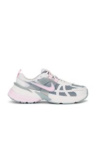 Nike V2k Run Sneaker in Light Pumice, Pink Foam , & Photon Dust | REVOLVE