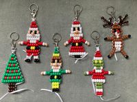 Holiday Character Beaded Keychain - Etsy