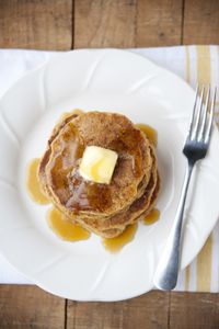 ©Pumpkin Apple Pancakes.. Cannot wait to try these :)