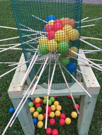 You are viewing giant kerplunk this set is perfect for parties, company functions, holiday events, weddings and even just by the camp fire. Kit (1) Stand made sturdy fur pine and measures 2 1/2 feet (