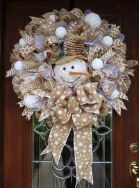 DIY Décor: Best Ideas For Christmas Burlap Wreath