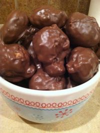 Peanutbutter balls with Rice Krispies!