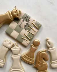 The Cookie Gallery • Chantel on Instagram: "You’re my perfect mate! These newest Chess cookie cutters are coming very soon at @night.owl.icing Perfect for a fun spin on your Valentines Day cookies 💘 Gold paint is Edible Art Cake Paint in Glamorous Gold by Sweets Sticks @sweetsticksau #chess #chesscookies #valentinescookies #valentines #valentinesideas #cookiecutters #torontocookies #icingcookies #designercookies #cookiedesign #customcookies #sugarcookies #cookieartist #cookiedecorating #deco