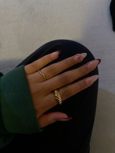 Red French Tip Nails Coffin With Design, Red Dainty Nails, Red Bow Nails French Tip, Square Nails For Winter, Short Dark Red French Tip Nails, Red Nail Inspo Design, Red Nail Inspo Coffin, Minimal Red Nails, Red Cherry Nail Art