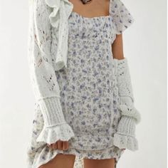 Free People Sugar And Spice Mini Dress In White And Blue! Very Cute Mini Dress With Puffed Sleeves And A Square Neckline. New With Tags Dress With Puffed Sleeves, Cute Mini Dress, Puffed Sleeves, Sugar And Spice, Free People Dresses, Free People Dress, Square Neckline, Puff Sleeve, Blue White