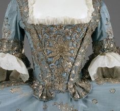 Face Atonomy, 18th Century Stomacher, 1750s Fashion, 18th Century Dresses, 18th Century Gown, Rococo Dress, 18th Century Dress, Prom Inspiration, Rococo Fashion