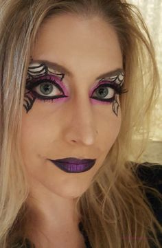 Haloween Mackup Ideas, Mackup Ideas, Halloween Spider Makeup, Spider Web Wallpaper, Spider Web Makeup, Cat Face Makeup, Web Makeup, Eye Makeup Diy, Web Wallpaper