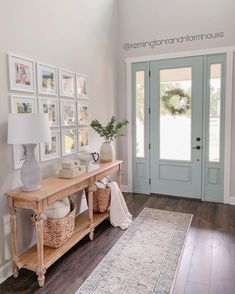 Simple Farmhouse Entryway Gallery Wall Farmhouse Entryway, House Entrance, Farmhouse Living, House Inspo, Dream Home Design, House Inspiration, Home Decor Inspiration, Home Living Room