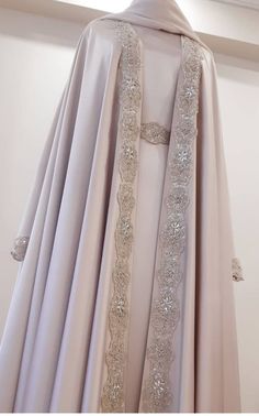 Islamic Outfits For Women, Islamic Outfits, Wedding Abaya, Muslimah Fashion Casual, Baju Kahwin, Outfits Muslim, Islamic Fashion Dresses, Abaya Collection, Nikah Dress