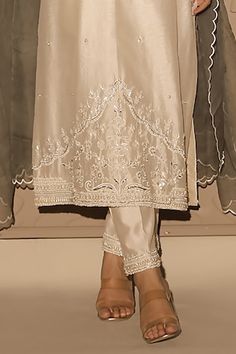 Ivory pearl embroidered round neck kurta. Paired with a chanderi pant and olive green dupatta with scalloped border. - Aza Fashions White Kurta, Kurta With Pants, Ivory Pearl, Aza Fashion, Olive Green, Round Neck, Pants Set, White, Pants