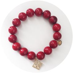 Red Riverstone with Pavè Gold Clover Pendant - Oriana Lamarca LLC Elegant Red Stretch Bracelet With Gemstone Beads, Elegant Red Gemstone Beads Stretch Bracelet, Elegant Red Stretch Bracelet With 8mm Beads, What To Wear In Italy, Italian Chic, Mount Etna, Clover Pendant, Hand Painted Pottery, Italy Outfits