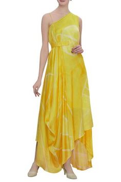 Shop for Vedika M Yellow One Shoulder Cowl Draped Dress for Women Online at Aza Fashions Drape Dresses Indo Western With Belt, Indowestern Drape Outfits, One Shoulder Dress Indian, One Shoulder Kurti, Leheriya Designs, Cowl Dress Indian, Drape Kurti, Cowl Dresses, Cowl Drape Dress