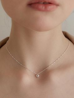 Silver Necklaces Dainty, Daily Wear Silver Chains For Women, Silver Pendant Design, Dainty Pearl Necklace Silver, Cute Necklace Silver, Cute Necklaces Silver, Cute Silver Necklaces, Pendent Design, Mini Heart Necklace