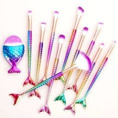 Mermaid Designed 11 Pc. Makeup Brush Kit!! Brand New On Original Unopened Package Elf Eyeliner, Star Wars Makeup, Themed Makeup, Fish Makeup, Cosmetic Gift Set, Make Up Brush Set, Eye Makeup Application, Couture Makeup, Pinterest Manager