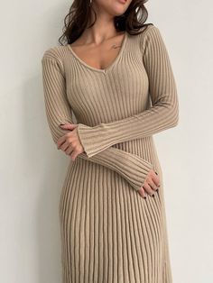 Mythology Women, Winter Sweater Dress, Winter Sweater Dresses, Sweater Dress Long, Midi Party Dress, Beige Outfit, Long Sweater Dress, Boho Floral Dress, Ribbed Knit Dress