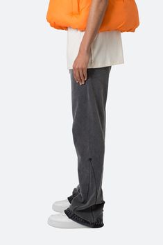 the Contrast Bootcut Sweatpants are designed with a relaxed fit throughout, featuring an elasticized self waist and leg opening, multi-colored paint splatter throughout, and finished with denim and contrasting panels at the inseam and outseam to provide a flare at the leg opening. details relaxed fit flared leg opening 55% cotton 45% polyester model is 6’1, 140 lbs and wears a size medium Washed Black Cotton Sweatpants For Streetwear, Sporty Washed Black Sweatpants For Streetwear, Washed Black Stretch Straight Leg Bottoms, Sporty Washed Black Pants For Streetwear, Trendy Washed Black Tapered Leg Bottoms, Straight Leg Sweatpants For Elevated Casual Wear, Washed Black Bottoms With Elastic Waistband For Streetwear, Sporty Baggy Pants With Straight Hem, Stretch Straight Leg Bottoms For Streetwear